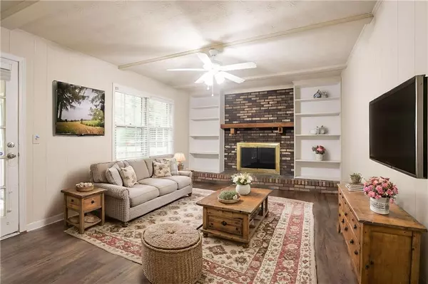 Lilburn, GA 30047,206 Hauteur PL SW