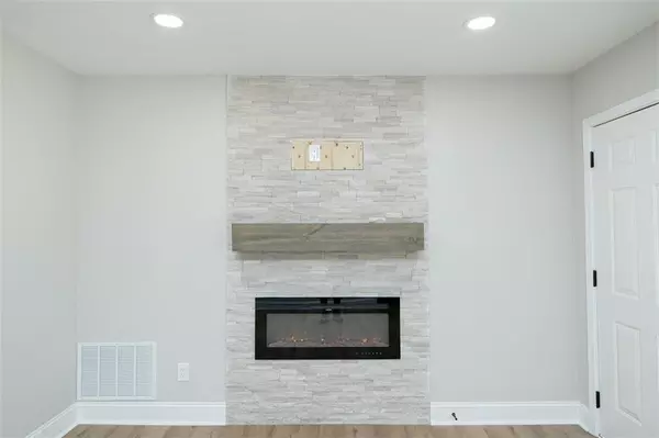 Acworth, GA 30101,1325 County Line RD NW