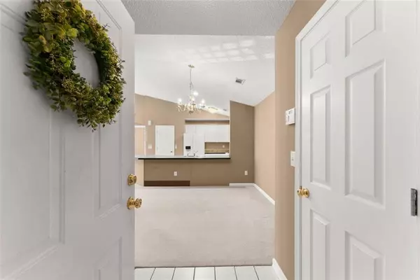 Gainesville, GA 30501,1011 Holly DR #604