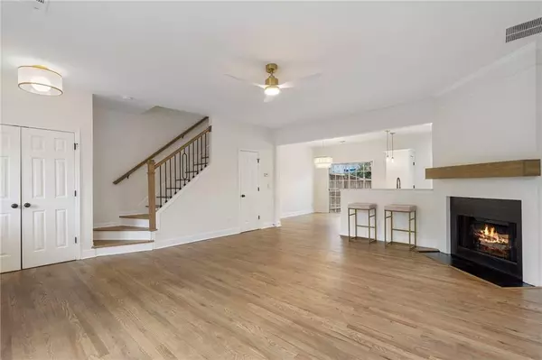 Alpharetta, GA 30022,10900 Wittenridge DR #I3