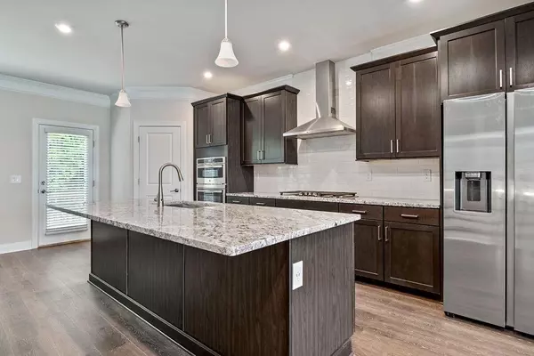 Brookhaven, GA 30319,1395 Harris WAY