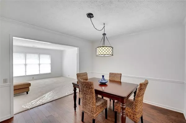 Atlanta, GA 30328,804 Dunwoody Chace