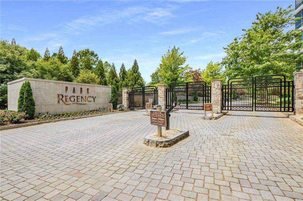 700 Park Regency PL NE #2201, Atlanta, GA 30326