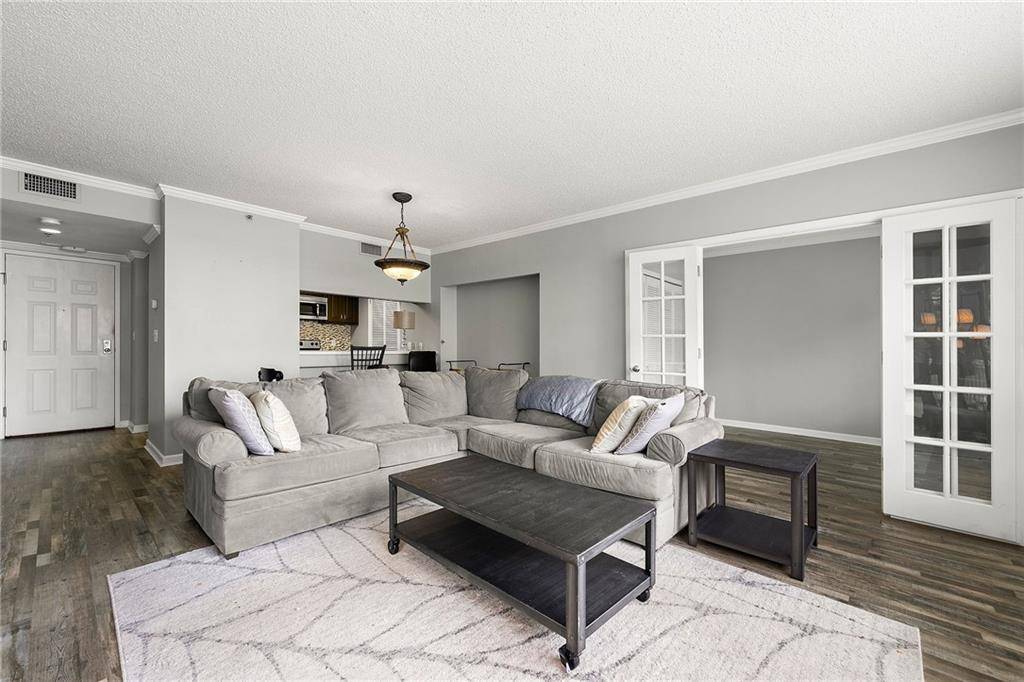 3481 Lakeside DR NE #801, Atlanta, GA 30326