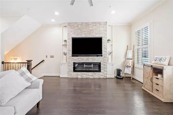 Woodstock, GA 30188,815 Paden ST