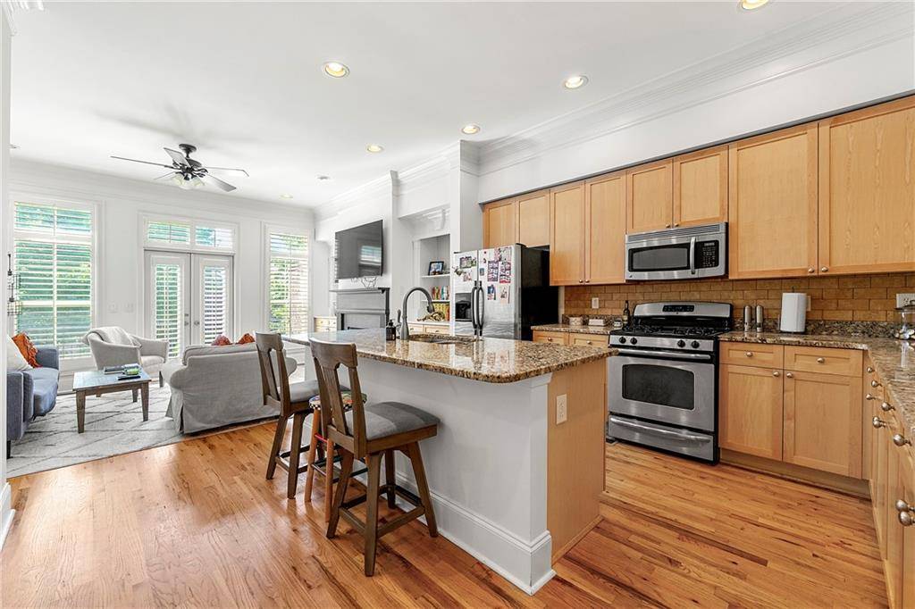 Atlanta, GA 30339,2382 Crescent Park CT #421