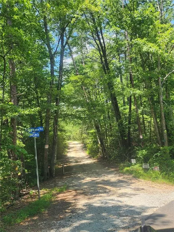 Toccoa, GA 30577,568 YONAH LAKE RD