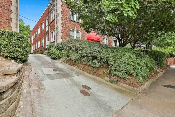 Atlanta, GA 30306,991 N Highland AVE NE #APT 6