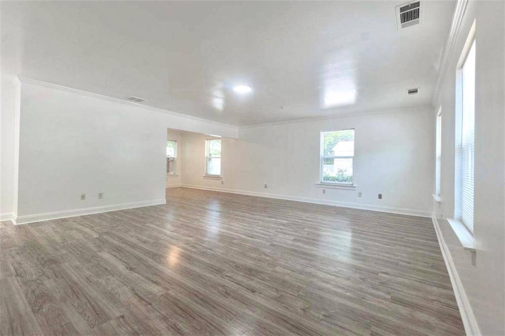 Canton, GA 30114,130 Dr John T Pettit ST