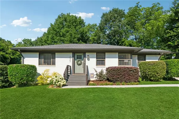 2547 Glendale CIR SE, Smyrna, GA 30080