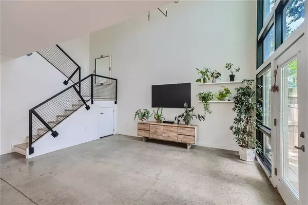 Atlanta, GA 30318,1273 Eames GN NW
