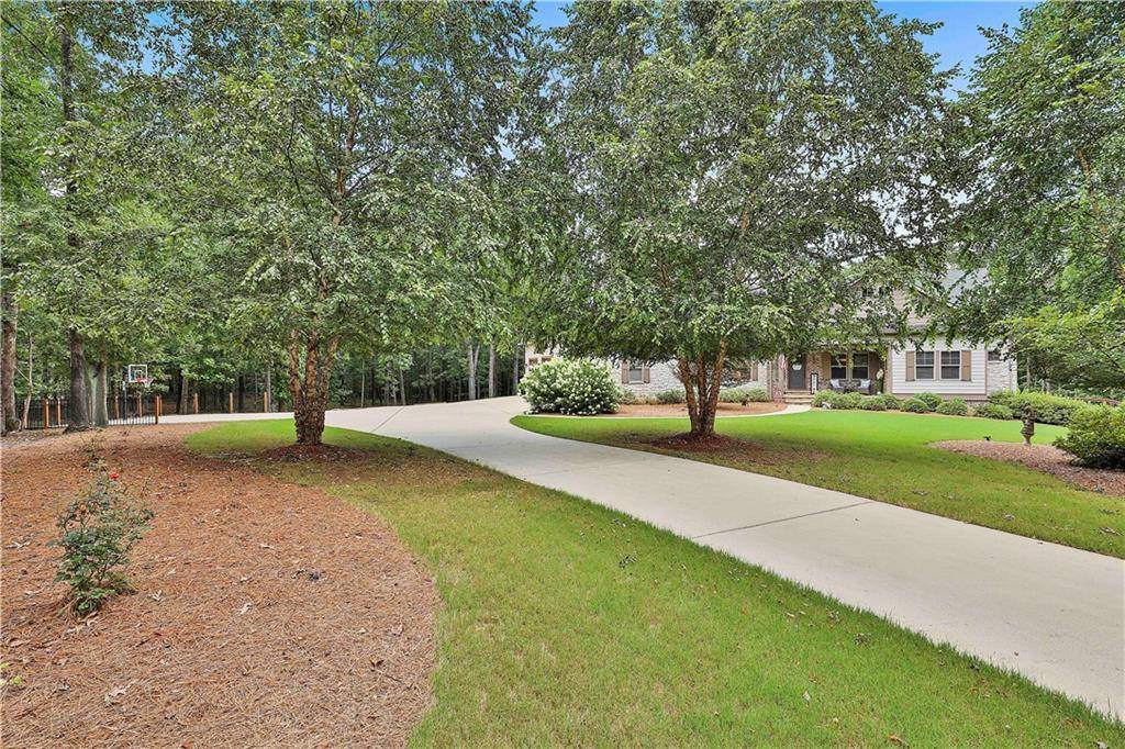 Dallas, GA 30157,150 Seals RD