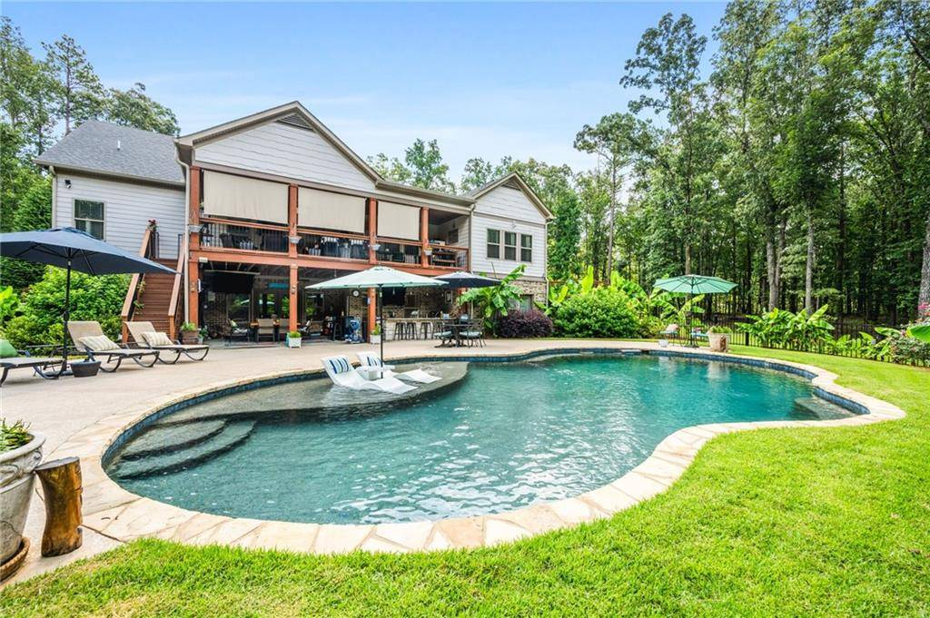 150 Seals RD, Dallas, GA 30157