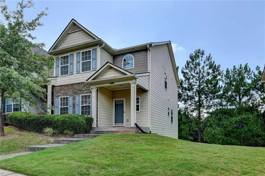 2458 Suwanee Pointe DR, Lawrenceville, GA 30043