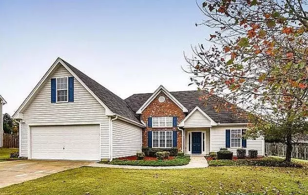 1040 Brushystone DR, Loganville, GA 30052