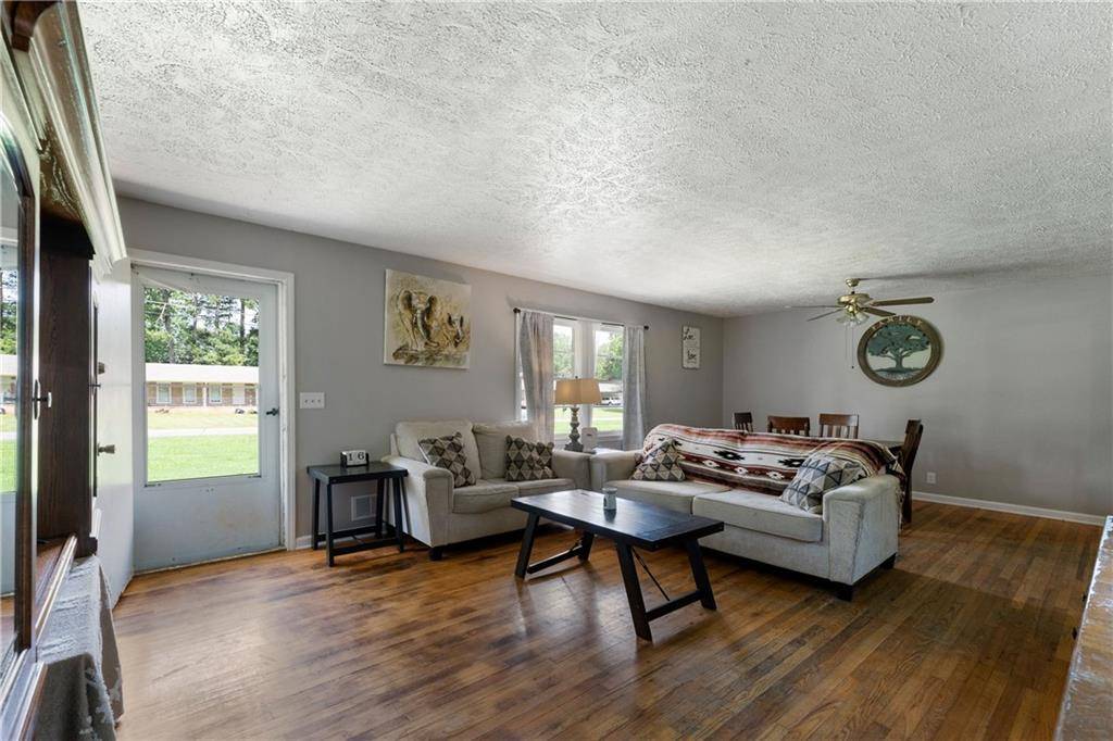 Cartersville, GA 30120,107 Meadow LN