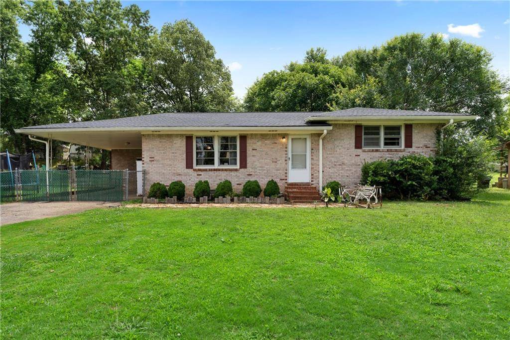 107 Meadow LN, Cartersville, GA 30120