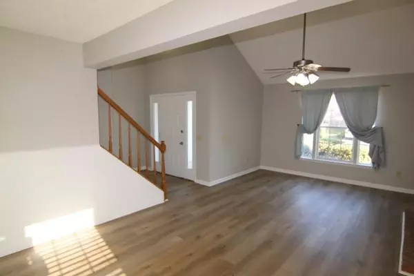 Alpharetta, GA 30022,175 Douglas Fir CT