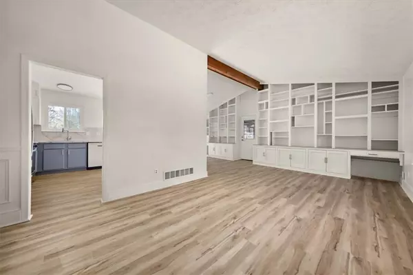 Stockbridge, GA 30281,130 Valley RD