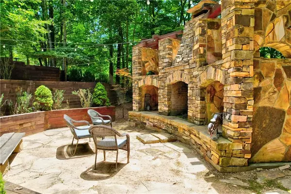 Blairsville, GA 30512,495 Chicory DR E