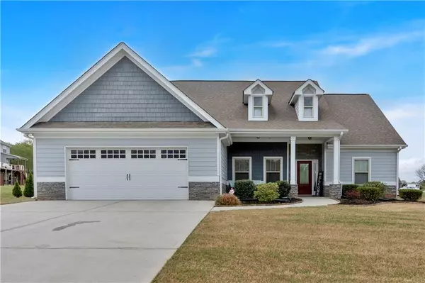 95 Summerlyn DR, Hiram, GA 30141