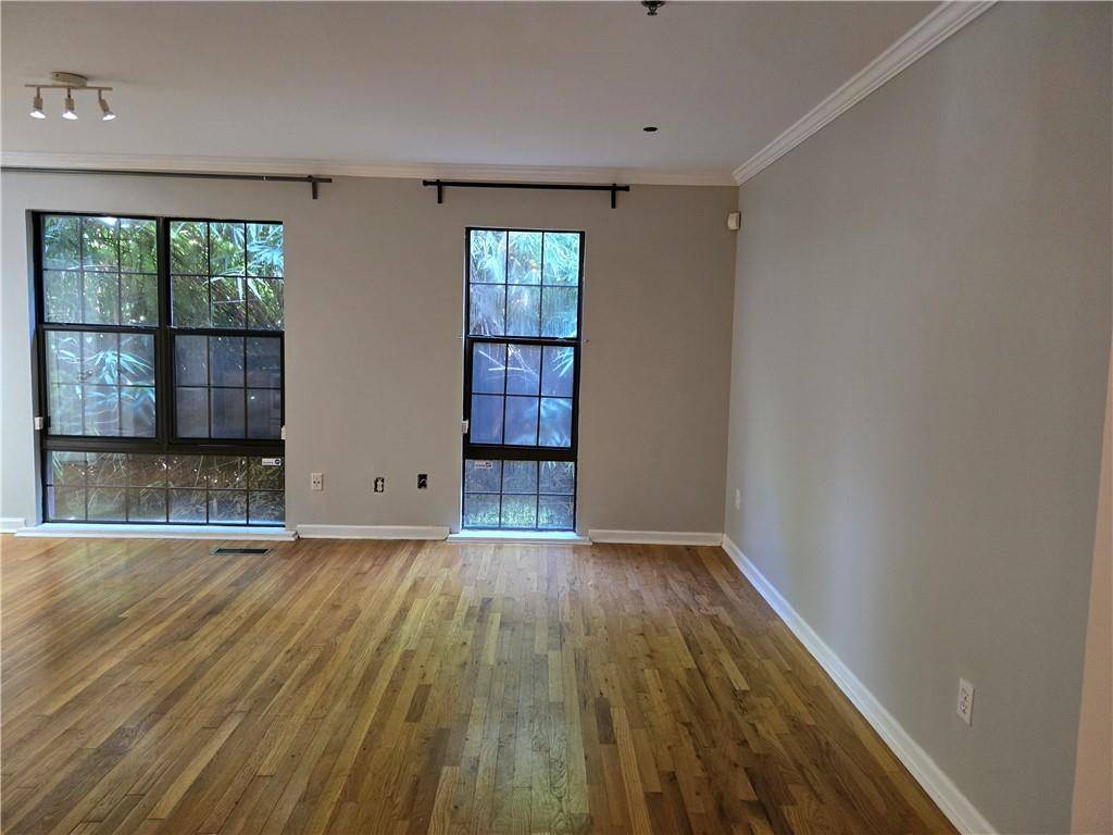 Atlanta, GA 30309,317 8th ST NE #3