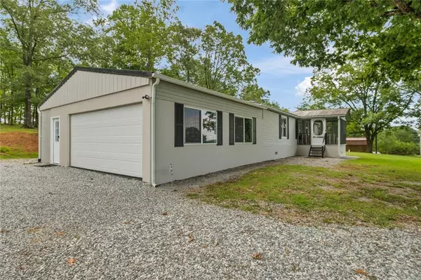 Mount Airy, GA 30563,182 Rudeseal RD
