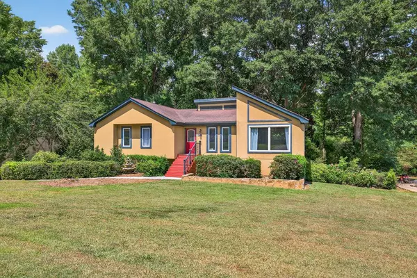 Monroe, GA 30655,415 Spruce LN