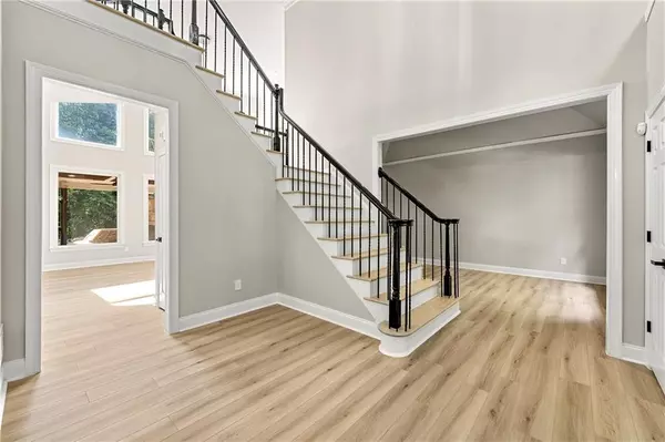 Alpharetta, GA 30009,555 Spring Gate LN