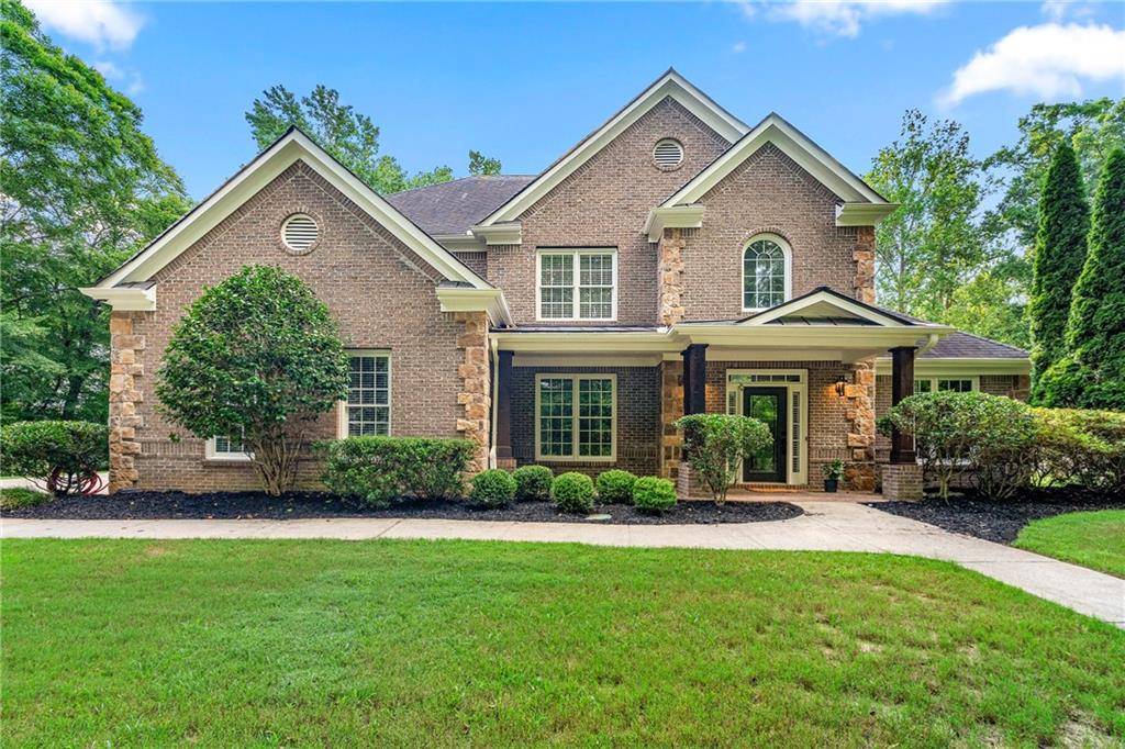 555 Spring Gate LN, Alpharetta, GA 30009