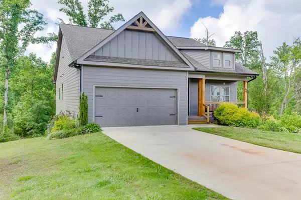 Commerce, GA 30529,237 Oakwood DR