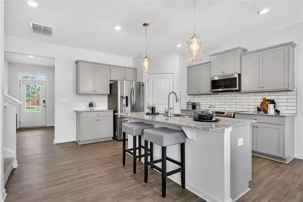 Douglasville, GA 30134,7372 Stone Bluff DR