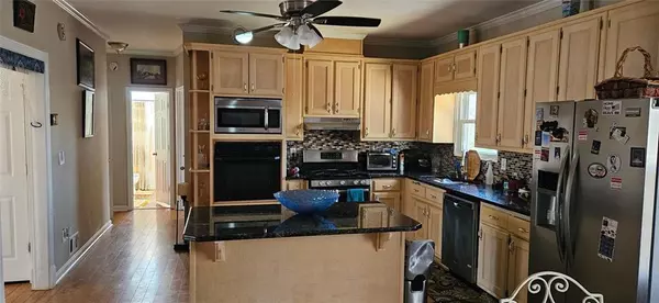 Snellville, GA 30039,3715 MILLERS POND WAY