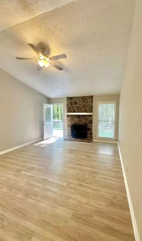 Grayson, GA 30017,1403 Lakemont DR