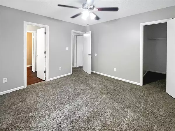 Jonesboro, GA 30236,8697 Embrey DR
