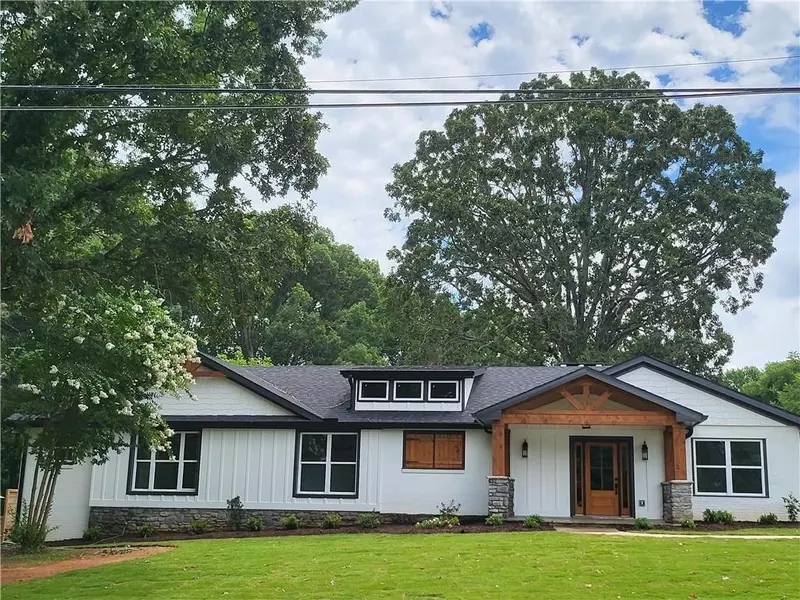 5435 Shadburn Ferry RD, Buford, GA 30518