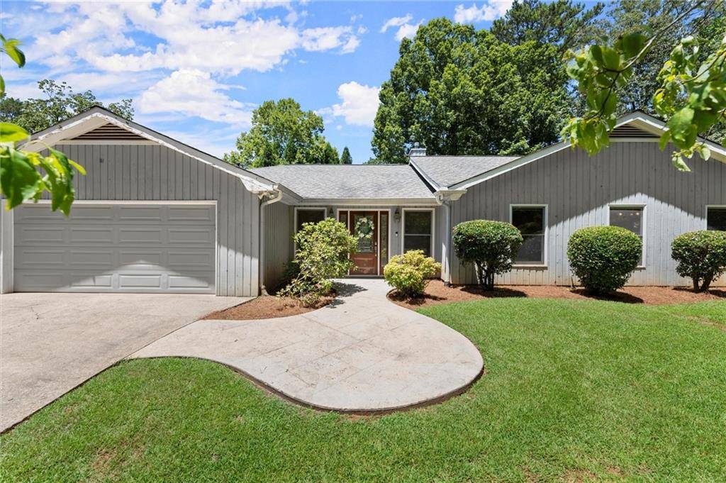 1773 Huntingford DR, Marietta, GA 30068