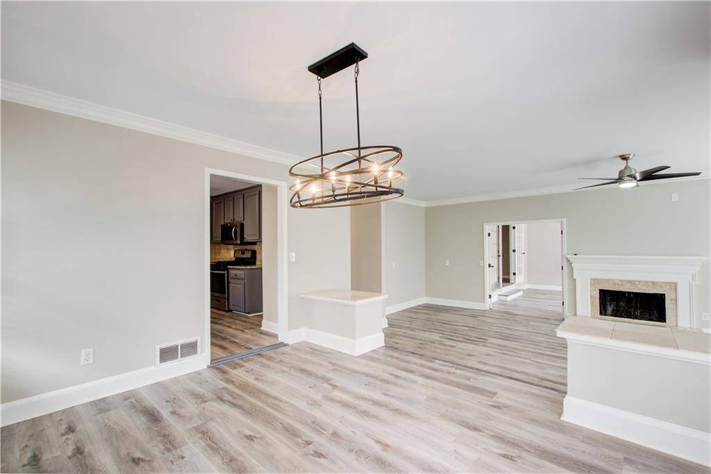 Alpharetta, GA 30022,3 S Riversong LN