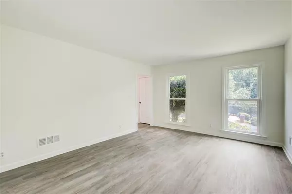 Lilburn, GA 30047,5172 Charlemagne WAY SW