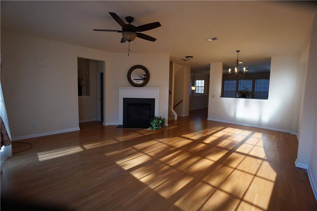Smyrna, GA 30082,4652 Creekside Villas WAY SE