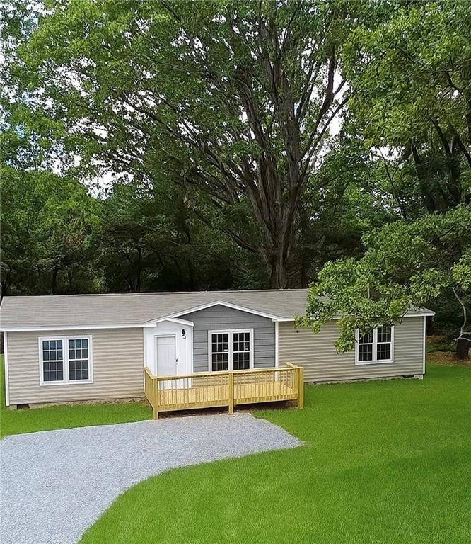 8671 Pea Ridge Rd, Cornelia, GA 30531