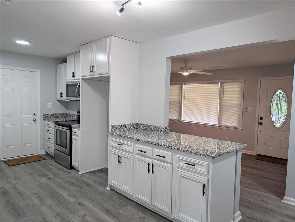 Atlanta, GA 30318,257 E Simon TER NW