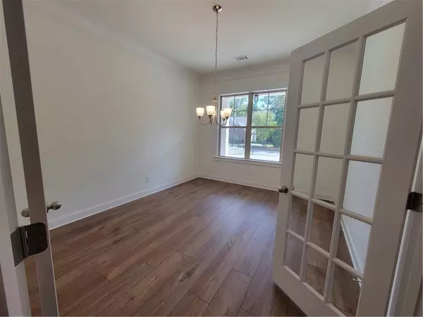 Jefferson, GA 30549,966 Old Forge LN