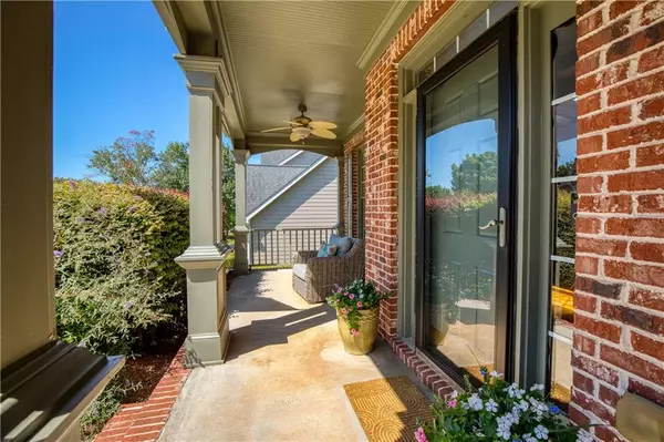 Sugar Hill, GA 30518,5017 Sara Creek WAY