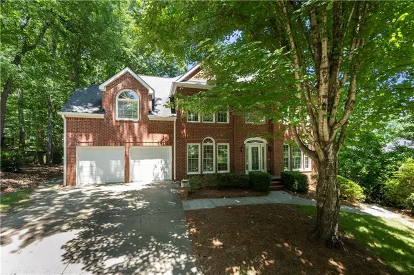 3334 Trails End RD NE, Roswell, GA 30075