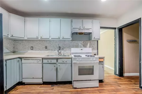 Atlanta, GA 30316,1905 Flat Shoals RD SE