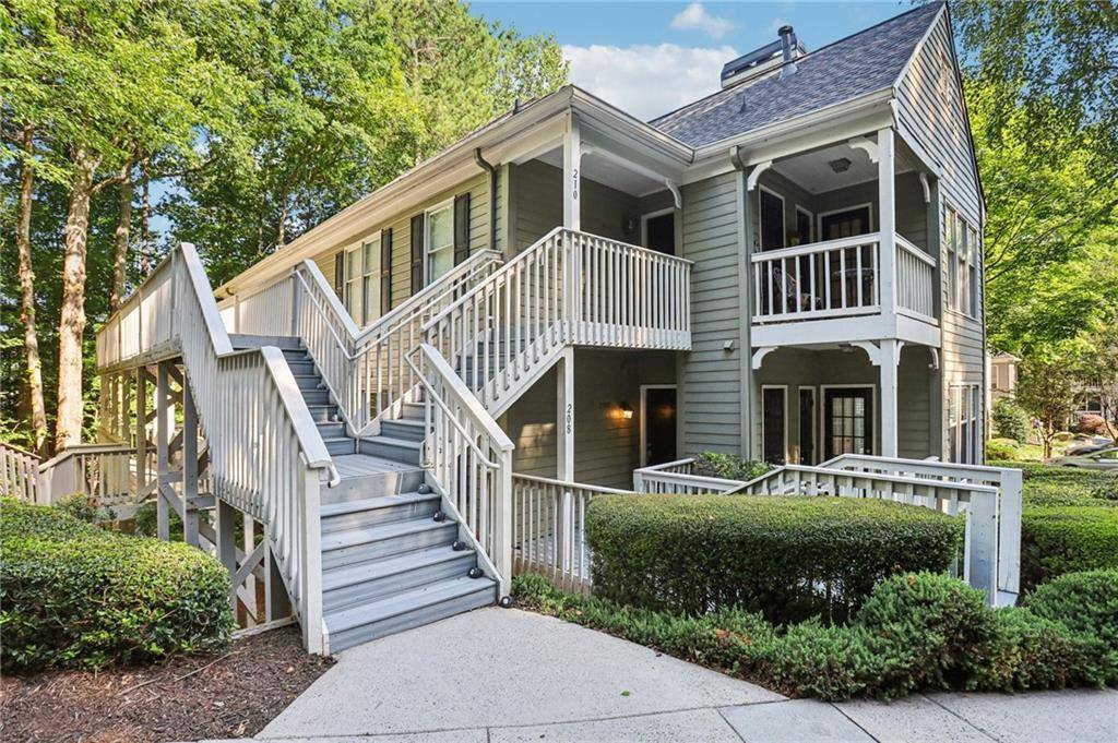 208 Bainbridge DR, Atlanta, GA 30327
