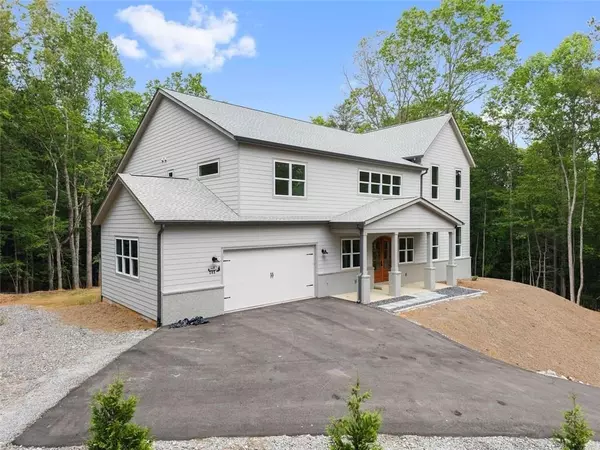 Dahlonega, GA 30533,305 Etowah Cove RD