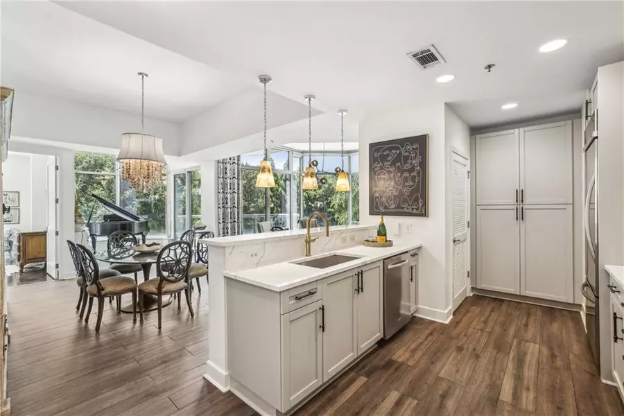 2795 Peachtree RD NE #302, Atlanta, GA 30305