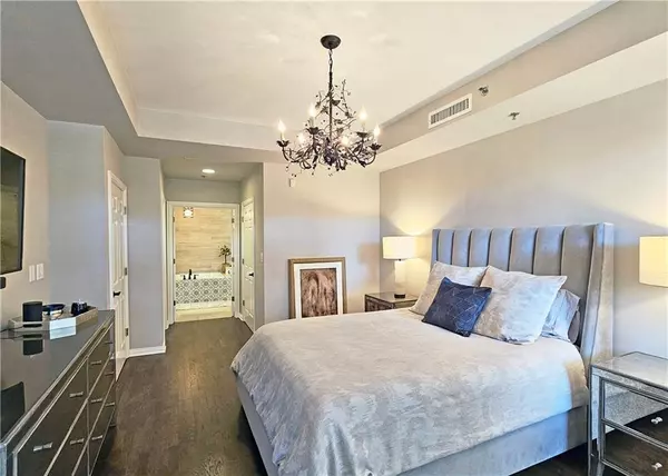 Atlanta, GA 30309,1735 Peachtree ST NE #216